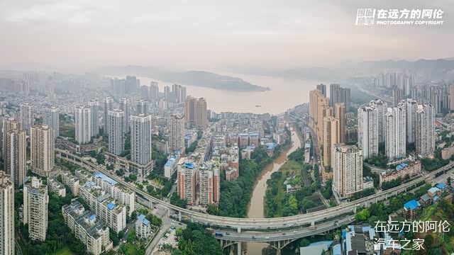 当年的小县城已经变成了大县城